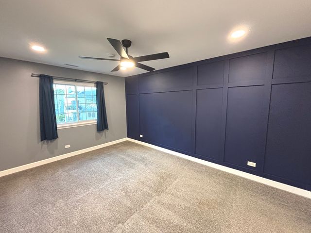 2114 Southwind Circle 7-3, Schaumburg, IL 60194