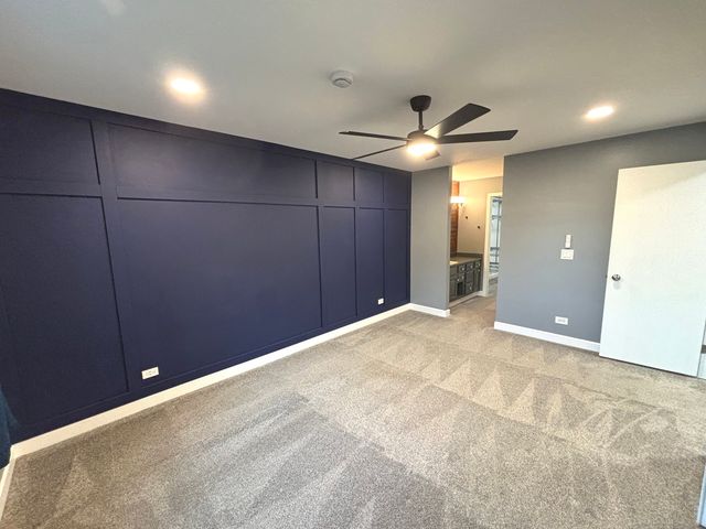 2114 Southwind Circle 7-3, Schaumburg, IL 60194