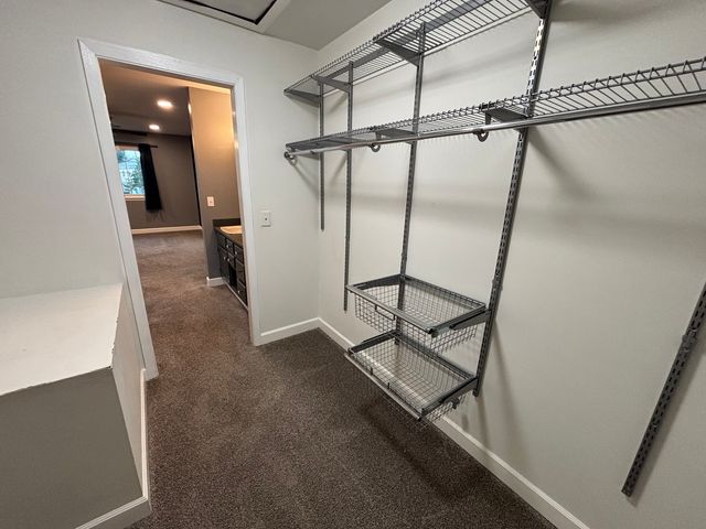 2114 Southwind Circle 7-3, Schaumburg, IL 60194