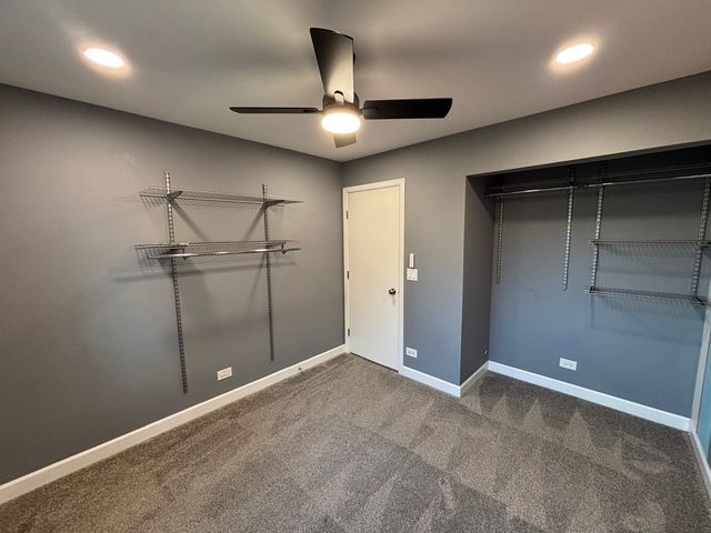 2114 Southwind Circle 7-3, Schaumburg, IL 60194