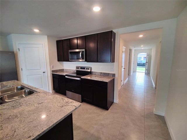 6939 SE 112TH LANE, Belleview, FL 34420