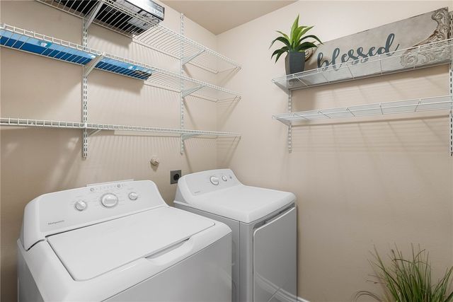 7235 Nuss Dr, Corpus Christi, TX 78414
