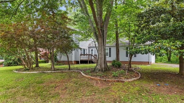 156 Cedar Creek Circle, Central, SC 29630