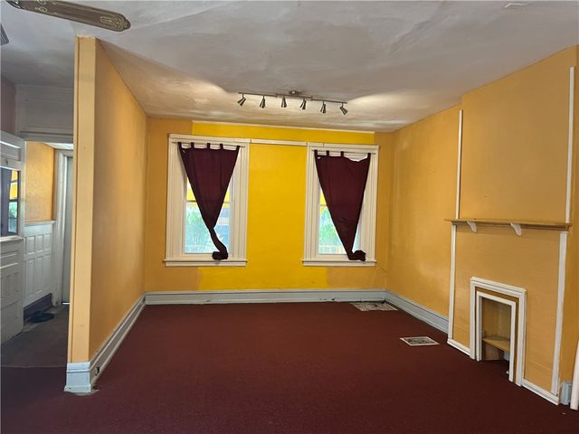 7313 Florence Ave, Swissvale, PA 15218