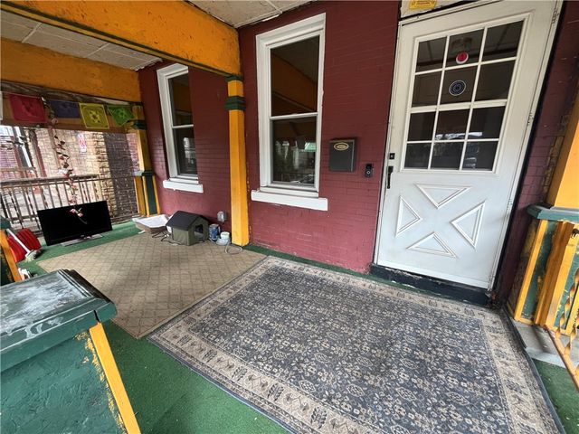 7313 Florence Ave, Swissvale, PA 15218