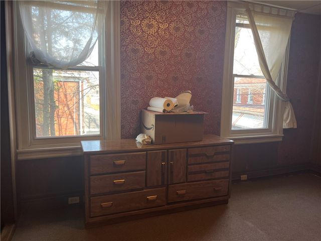 7313 Florence Ave, Swissvale, PA 15218