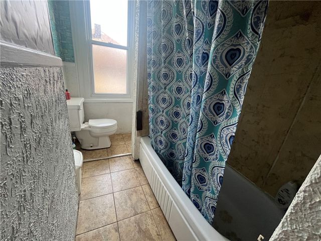 7313 Florence Ave, Swissvale, PA 15218