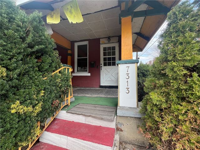 7313 Florence Ave, Swissvale, PA 15218