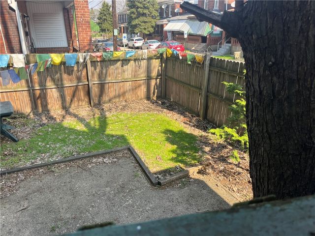 7313 Florence Ave, Swissvale, PA 15218