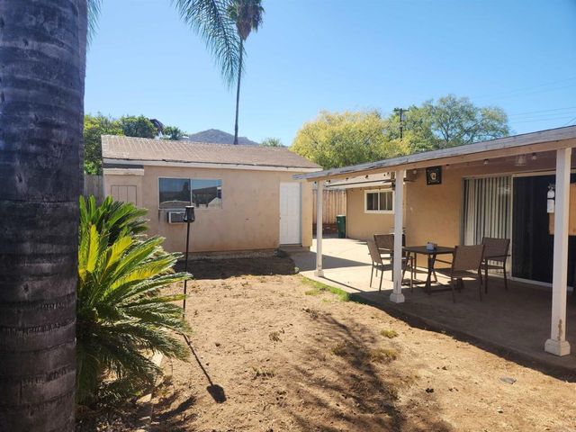 9257 Bird Street, Santee, CA 92071