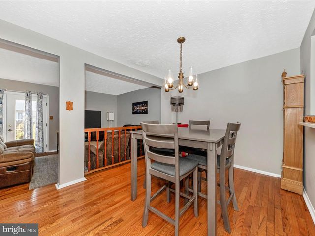 12461 QUAIL WOODS DR, Germantown, MD 20874