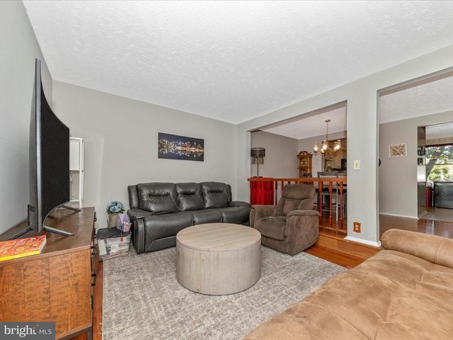 12461 QUAIL WOODS DR, Germantown, MD 20874