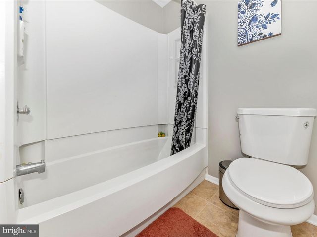 12461 QUAIL WOODS DR, Germantown, MD 20874