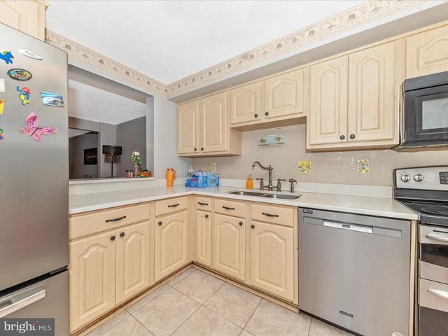 12461 QUAIL WOODS DR, Germantown, MD 20874