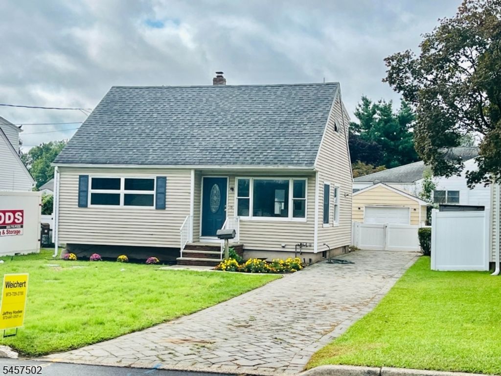 13 Windbeam Rd, Riverdale Boro, NJ 07457 — exterior
