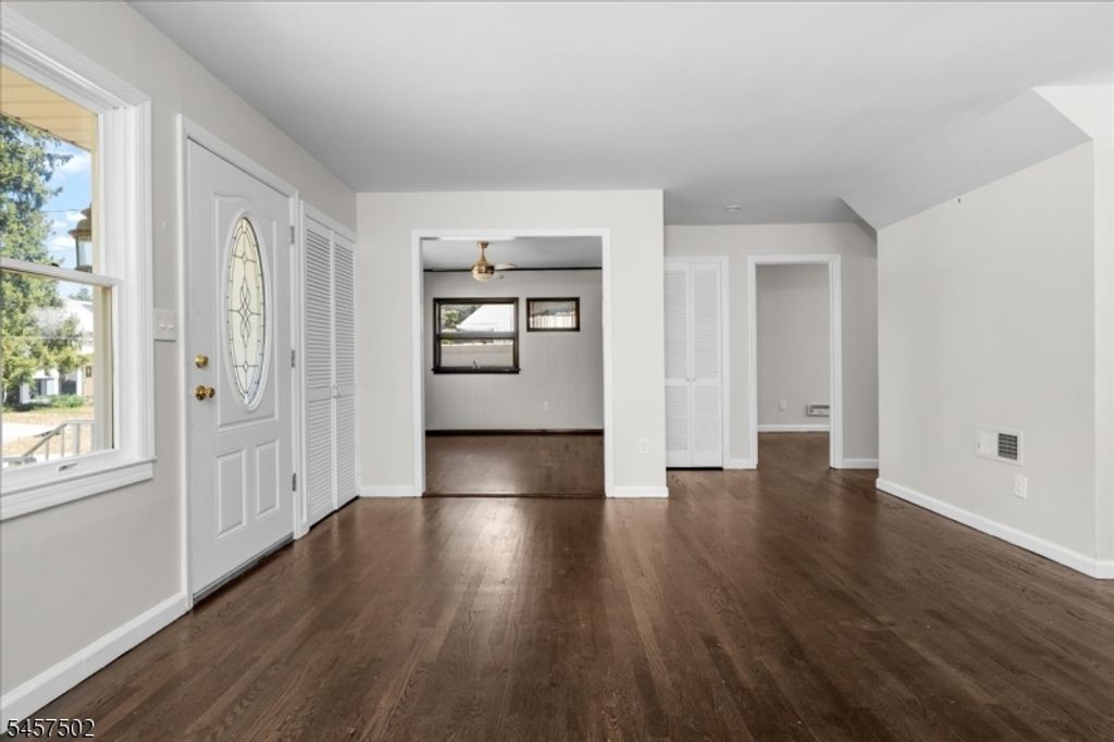 13 Windbeam Rd, Riverdale Boro, NJ 07457 — photo 2