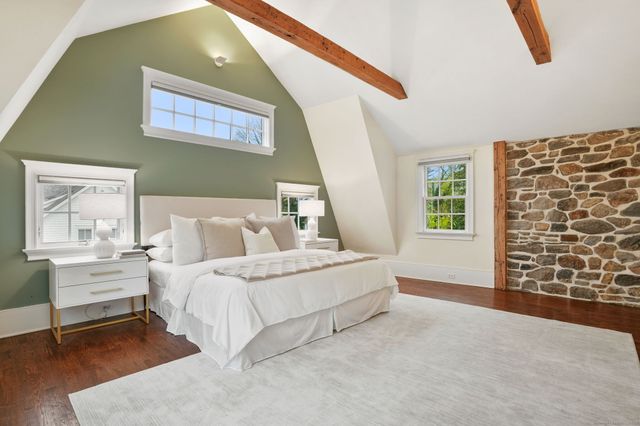 24 Compo Parkway, Westport, CT 06880