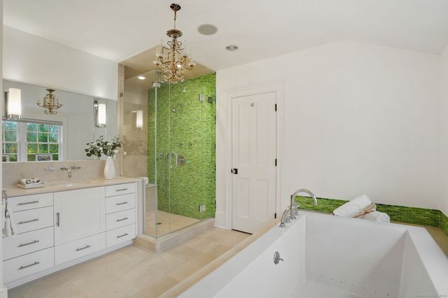 24 Compo Parkway, Westport, CT 06880