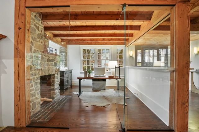 24 Compo Parkway, Westport, CT 06880