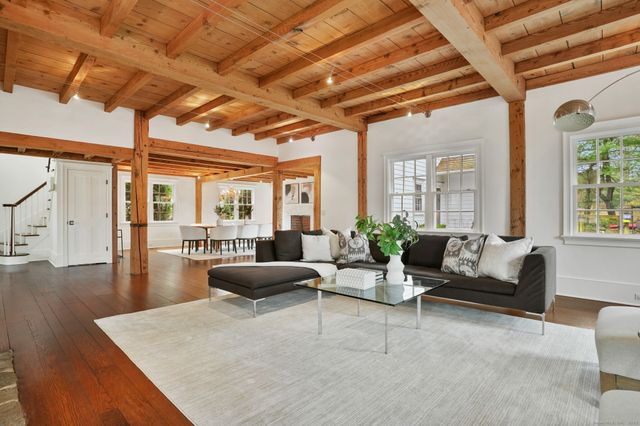 24 Compo Parkway, Westport, CT 06880