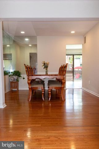 519 FAIRFIELD RD, East Windsor, NJ 08520