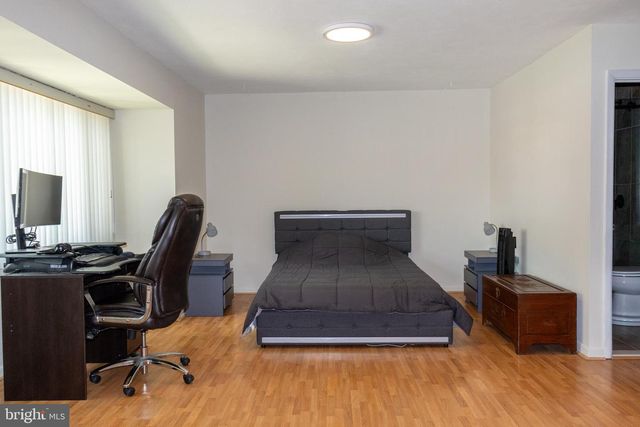 519 FAIRFIELD RD, East Windsor, NJ 08520