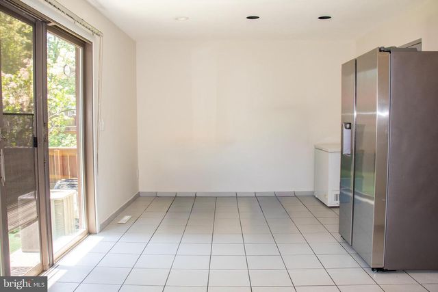 519 FAIRFIELD RD, East Windsor, NJ 08520