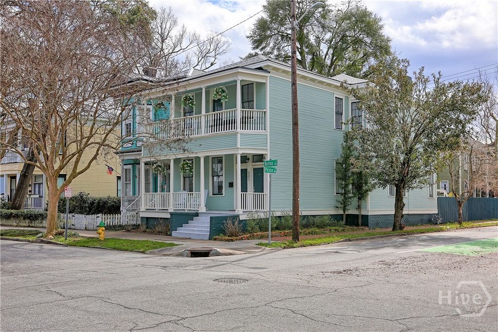 Image 2 of property listing at 501 E Bolton Street, Savannah, GA 31401