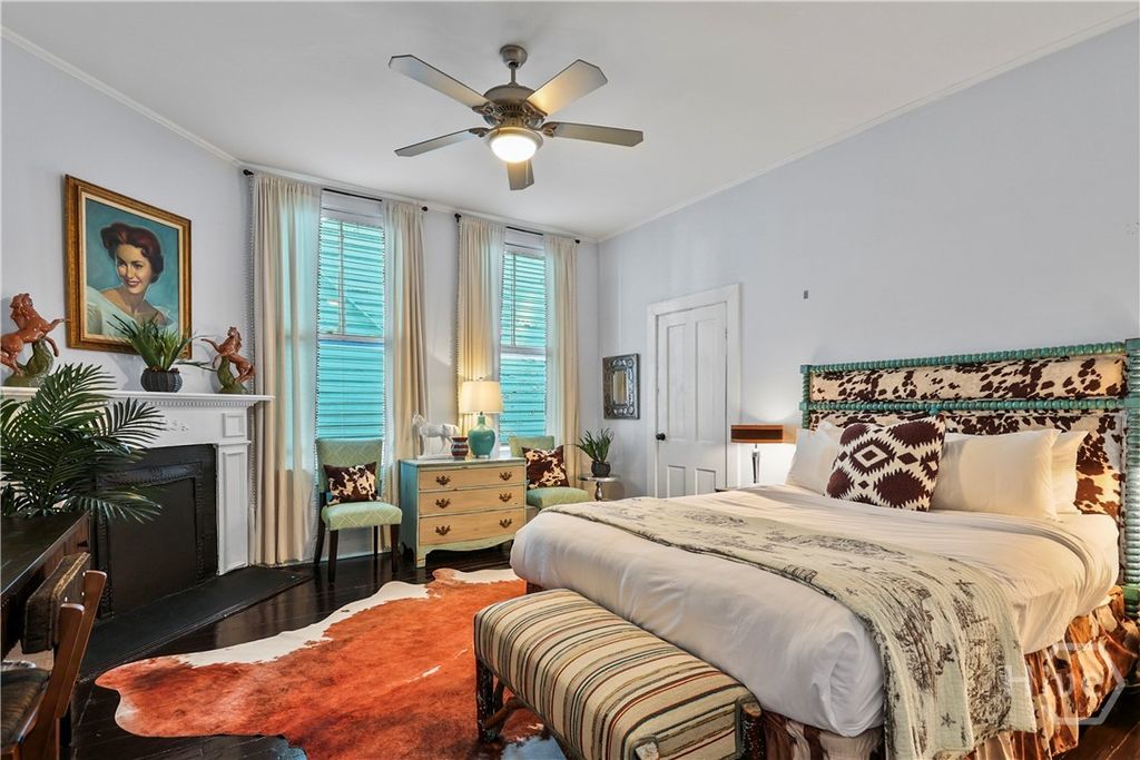 Image 9 of property listing at 501 E Bolton Street, Savannah, GA 31401