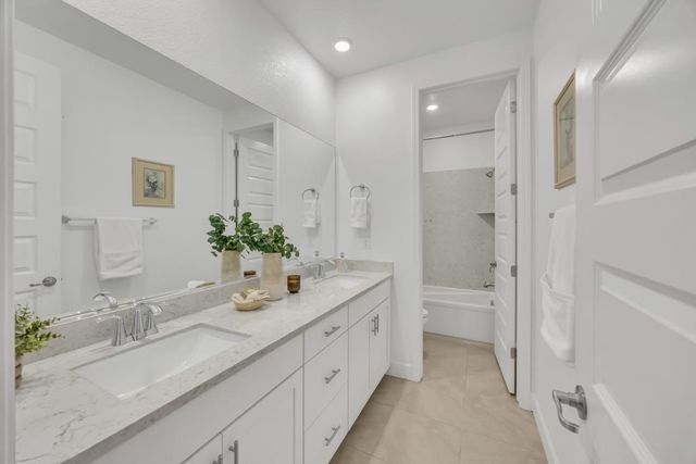 3177 Hinsdale Ct, Folsom, CA 95630