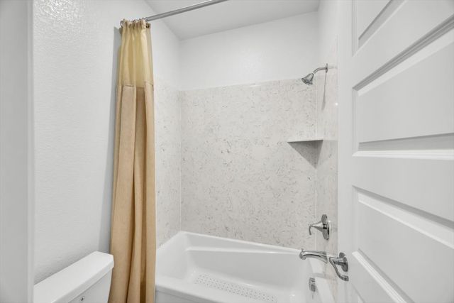 3177 Hinsdale Ct, Folsom, CA 95630