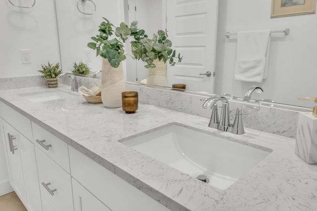 3177 Hinsdale Ct, Folsom, CA 95630