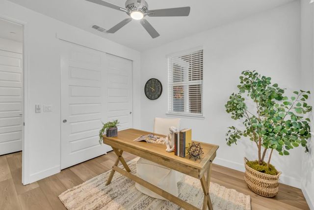 3177 Hinsdale Ct, Folsom, CA 95630