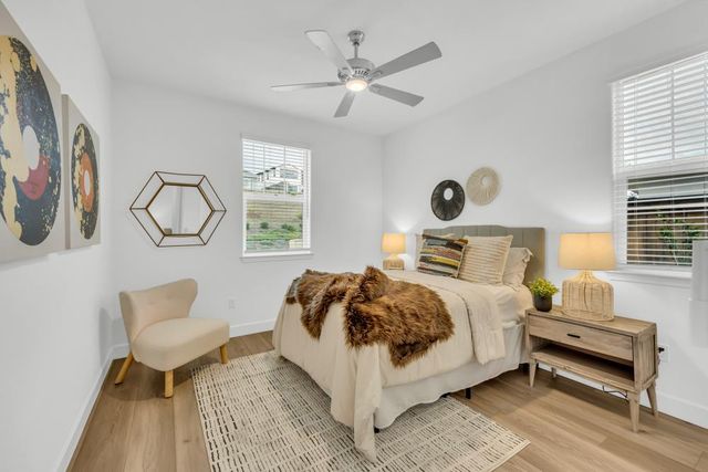 3177 Hinsdale Ct, Folsom, CA 95630