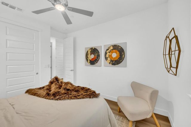 3177 Hinsdale Ct, Folsom, CA 95630