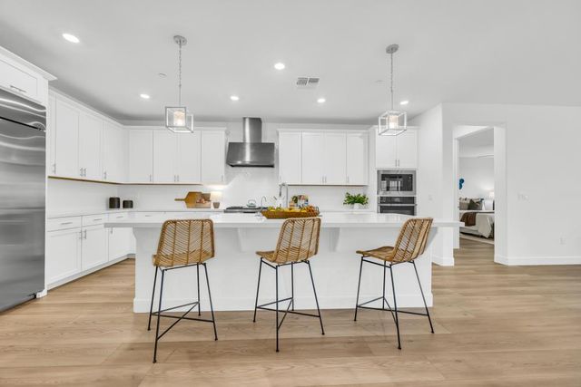 3177 Hinsdale Ct, Folsom, CA 95630