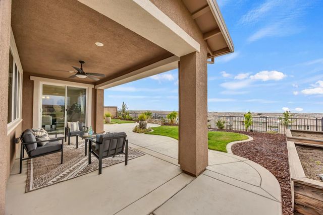 3177 Hinsdale Ct, Folsom, CA 95630