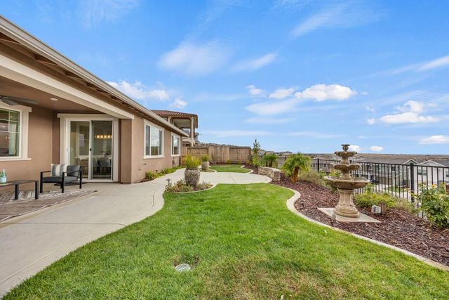 3177 Hinsdale Ct, Folsom, CA 95630
