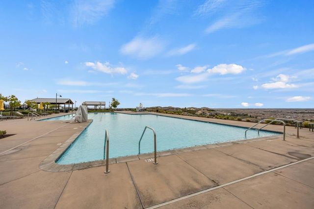 3177 Hinsdale Ct, Folsom, CA 95630