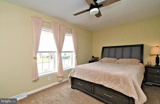176 HEMLOCK DR, Doylestown, PA 18901