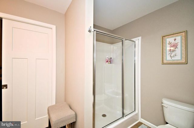 176 HEMLOCK DR, Doylestown, PA 18901