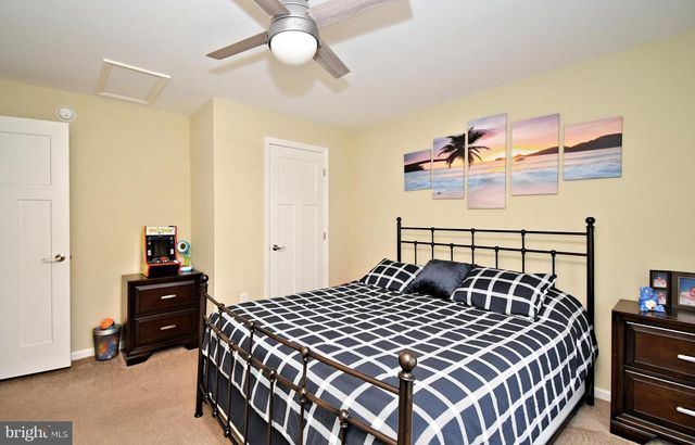 176 HEMLOCK DR, Doylestown, PA 18901