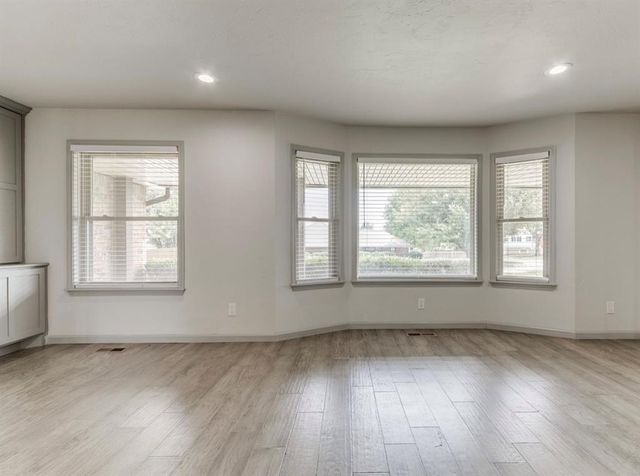 7201 N Hammond Avenue, Oklahoma City, OK 73132