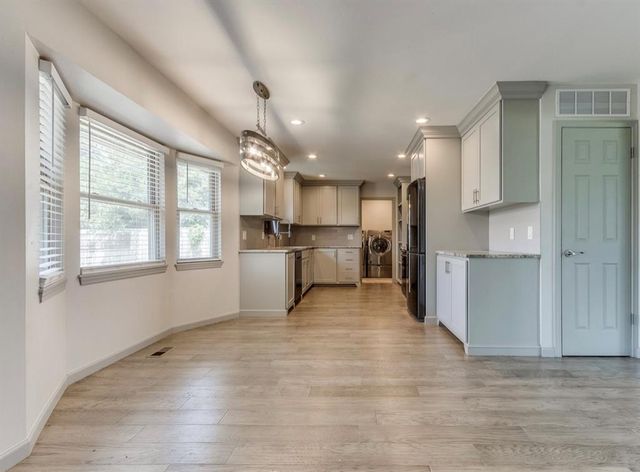 7201 N Hammond Avenue, Oklahoma City, OK 73132