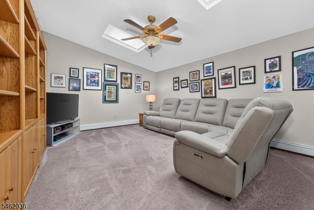 810 Lynwood Street, Raritan Boro, NJ 08869