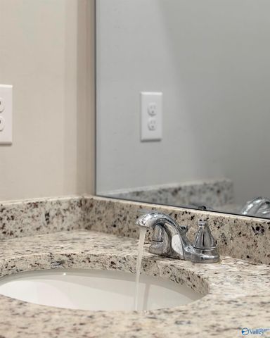 4023 Hudson Court, Decatur, AL 35603