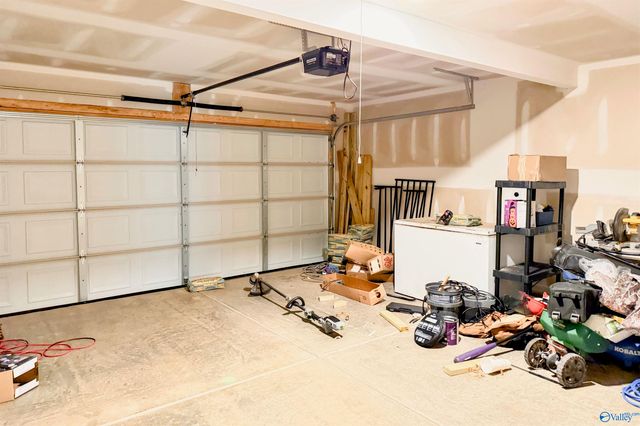 4023 Hudson Court, Decatur, AL 35603