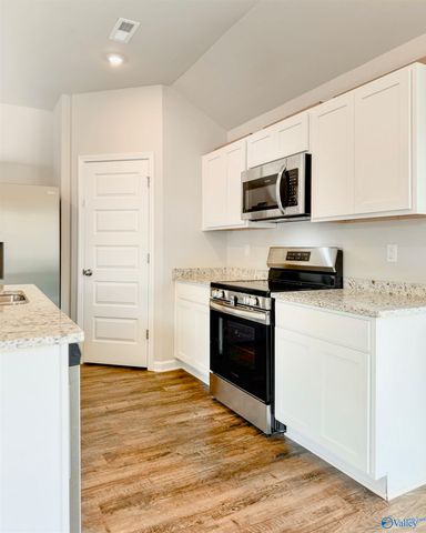 4023 Hudson Court, Decatur, AL 35603