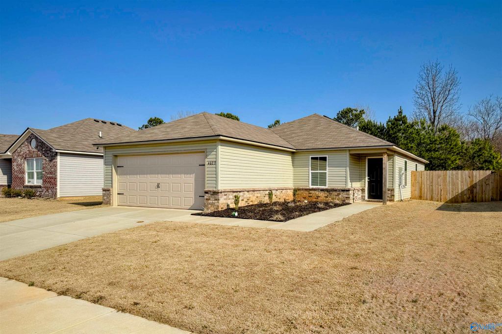 4023 Hudson Court, Decatur, AL 35603