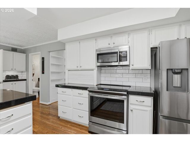 10906 Ne 8TH Ave, Vancouver, WA 98685